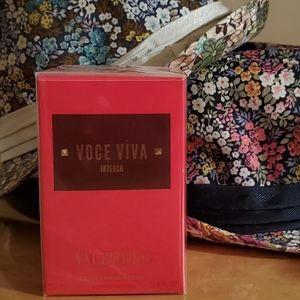 Valentino 3.4 oz. Voce Viva Intensa Eau de Parfum